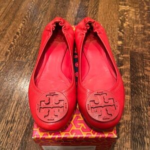 Tory Burch Reva tumbled leather flats
